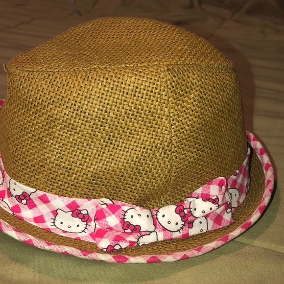 Hello Kitty hat - Picture 2 of 4